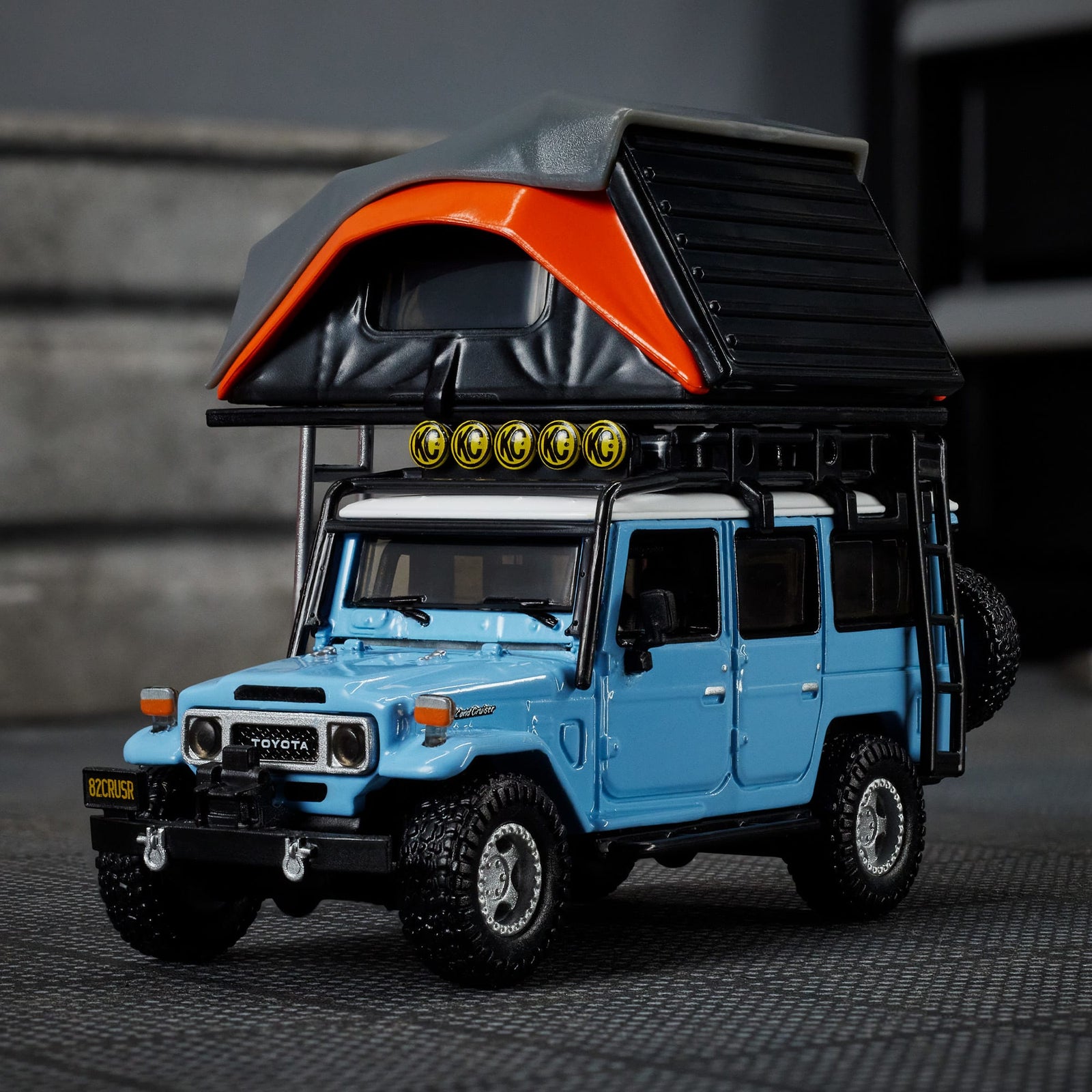Hot Wheels Elite 64 Mod Shop 1982 Custom Toyota Land Cruiser FJ45 Troopy