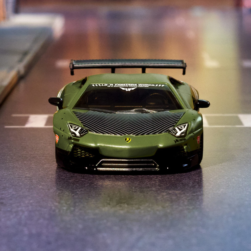 1/64 ランボルギーニ Aventador LP700 LB Monster PGM 1/64 Lamborghini Aventador LP700-4 LBWK Monster