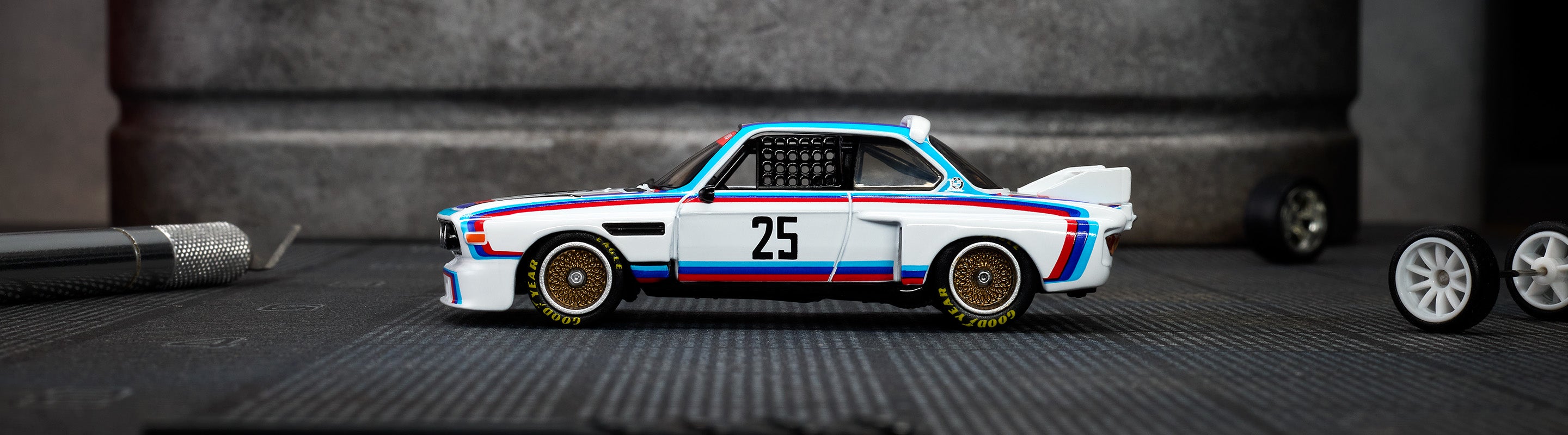 Hot Wheels Elite 64 1975 BMW 3.0 CSL | Mattel Creations UK