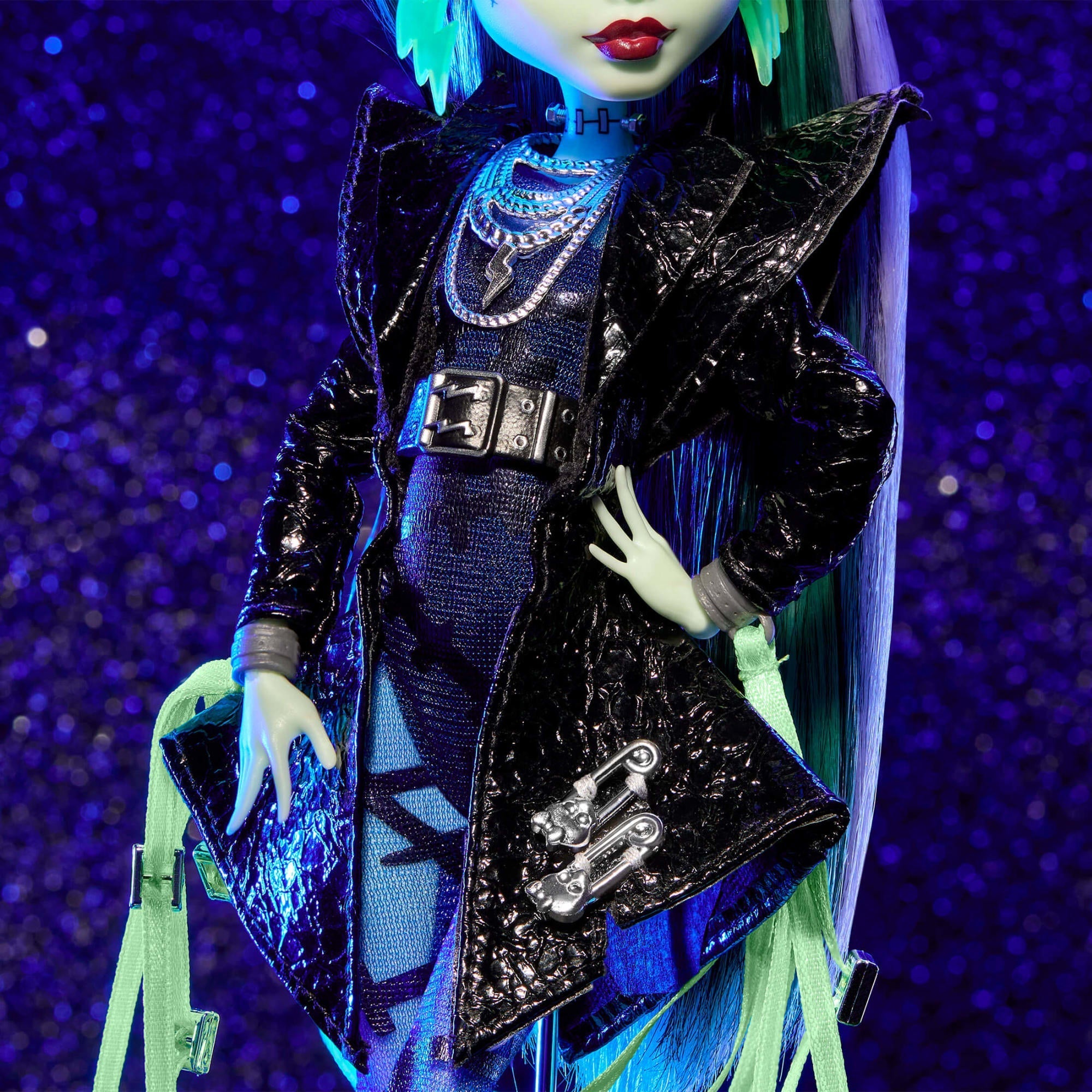 Monster High Haunt Couture Midnight Runway Frankie Stein Doll