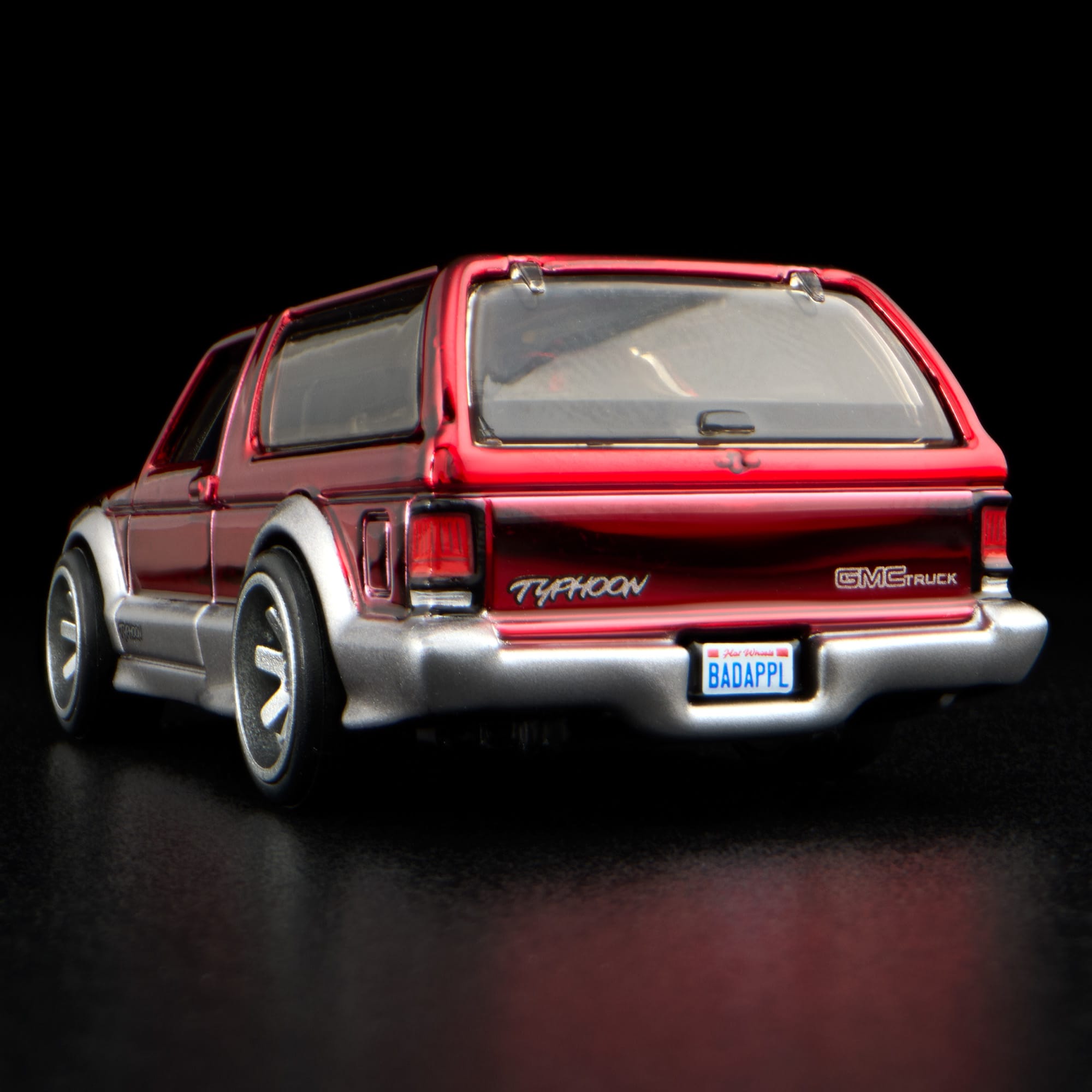 ホットウィール　RLC限定 1992 GMC Typhoon Amazon.com: Mattel Hot Wheels RLC Exclusive 1992 GMC Typhoon
