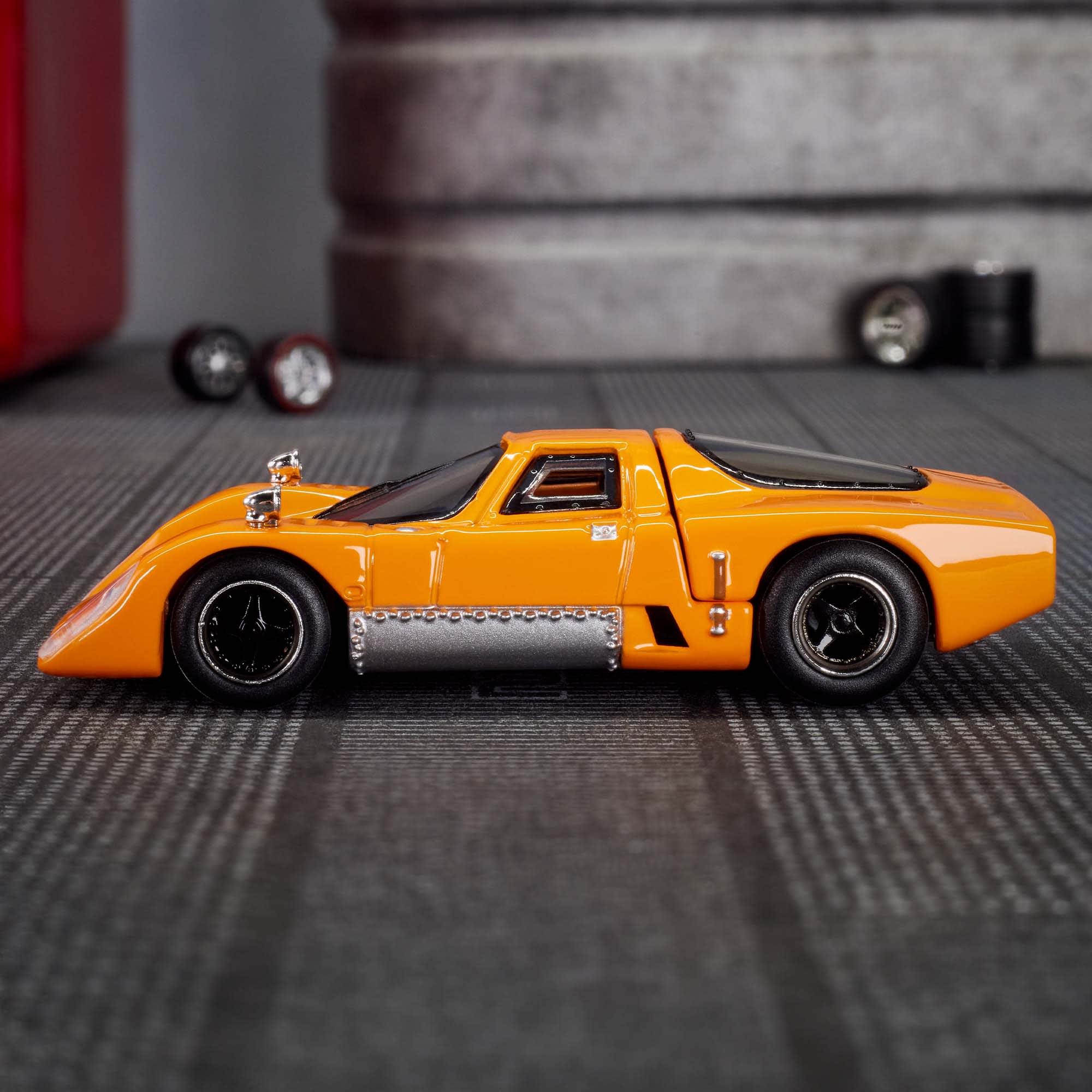 Hot Wheels Elite 64 McLaren M6GT