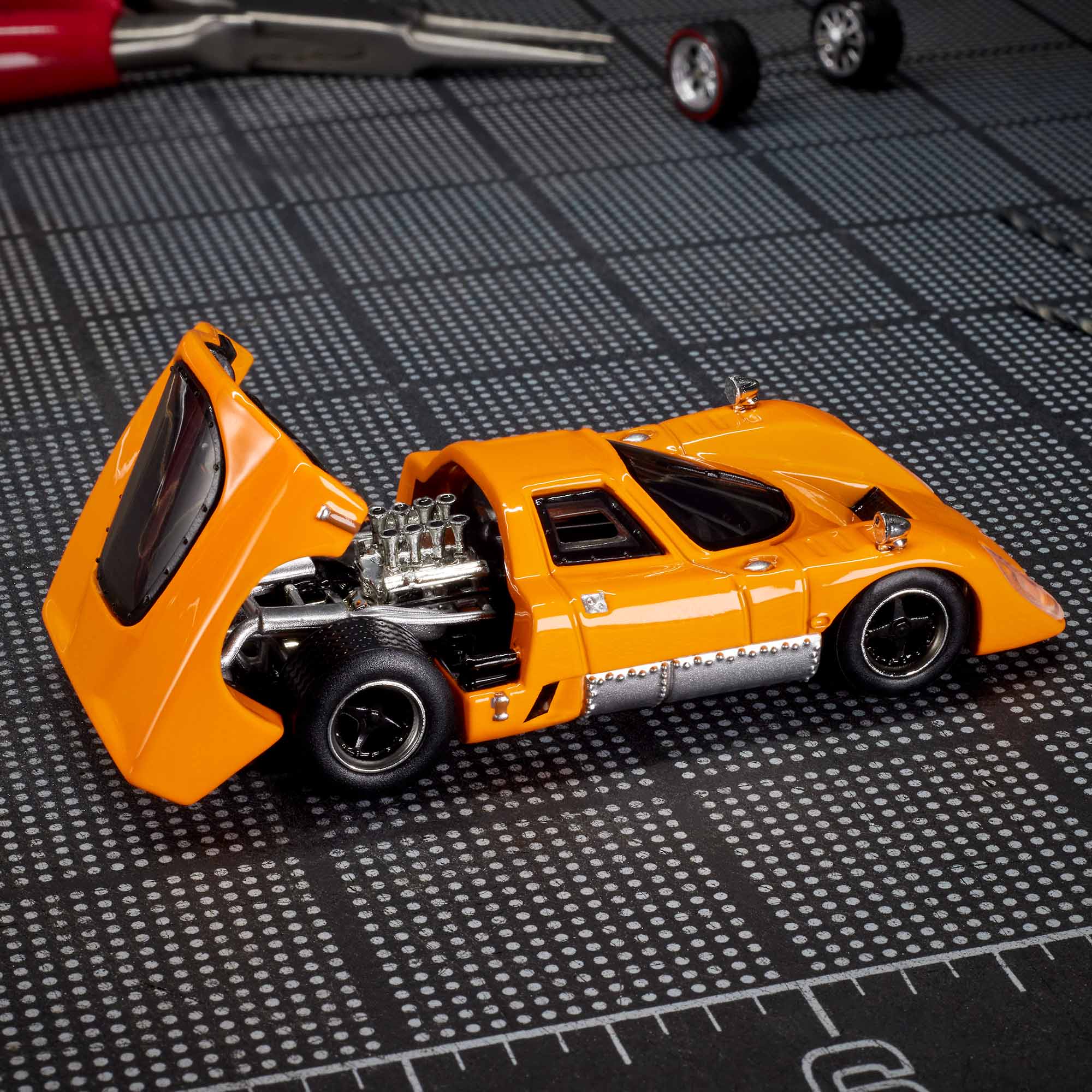 Hot Wheels Elite 64 McLaren M6GT