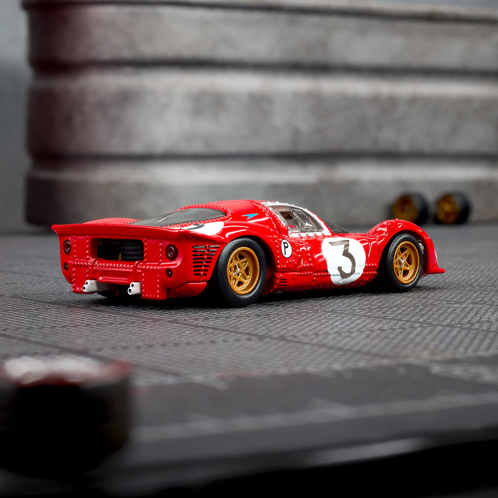 Hot Wheels Elite 64 1967 Ferrari 330 P4 | Mattel Creations UK